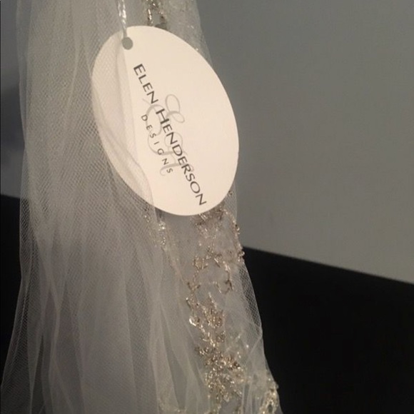 Wedding vail!! - Picture 3 of 8